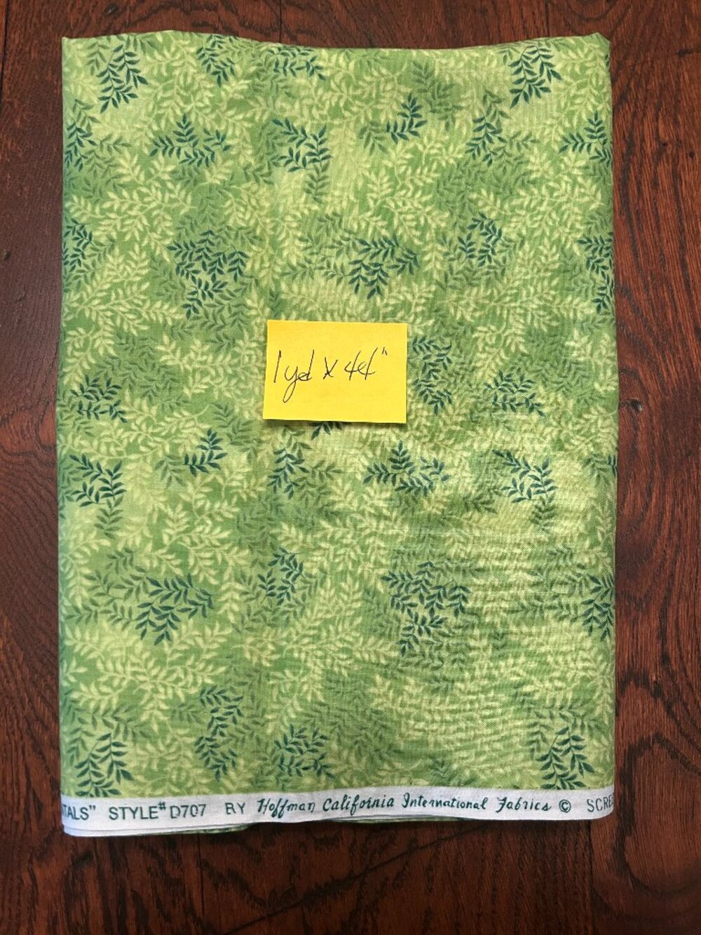 Hoffman California International quilt fabrics - 1 yd X44"